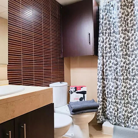 Apartment Jac - Wifi, 1 Dormitorio, Terraza, Centro A 150 Metros, Playa 850 Metros *